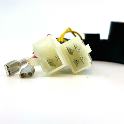 AVR REGOLATORE DI TENSIONE PER GENERATORE GRUPPO ELETTROGENO da 6 a 8kW TRIFASE - UNIVERSALE